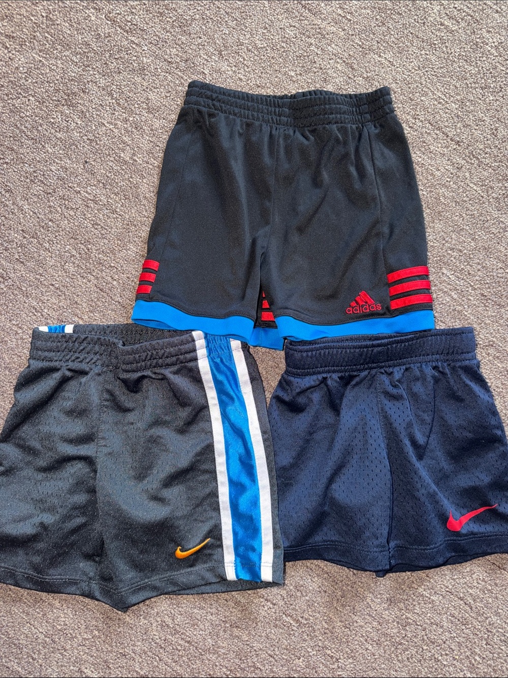NIKE ADIDAS ATHLETIC SHORTS 18M